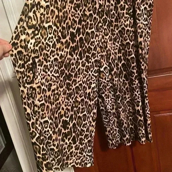 Candie’s leopard print jumpsuit - Picture 6 of 7